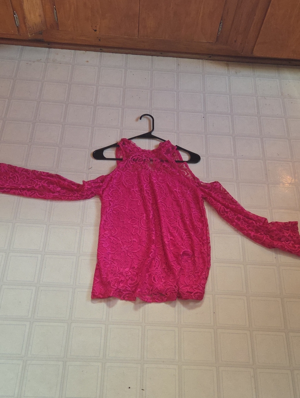Womens Hot Pink Lace Cold-Shoulder Top